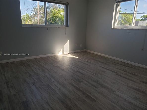 1818 Rodman St 2E, Hollywood FL 33020
