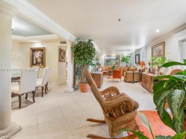 1400 Salzedo St 305, Coral Gables FL 33134
