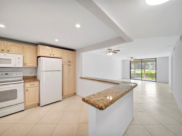 2450 Deer Creek Country Club Blvd 109B, Deerfield Beach FL 33442