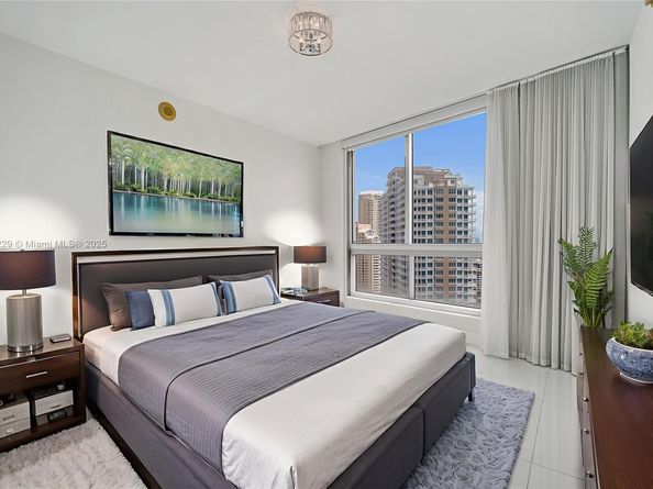 495 Brickell Ave 2301, Miami FL 33131