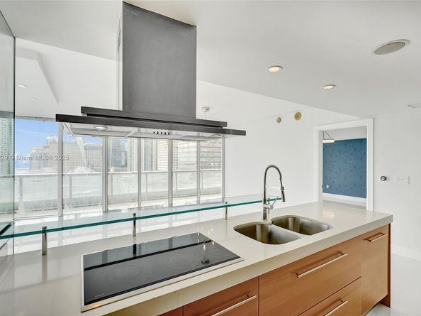 495 Brickell Ave 2301, Miami FL 33131