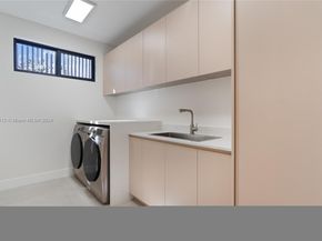 801 SE 11th Ct, Fort Lauderdale FL 33316