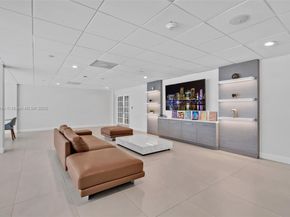 155 Ocean Lane Dr 300, Key Biscayne FL 33149