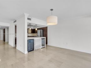 155 Ocean Lane Dr 300, Key Biscayne FL 33149