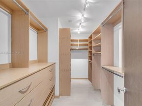 155 Ocean Lane Dr 300, Key Biscayne FL 33149