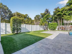 201 NE 6th St, Boca Raton FL 33432