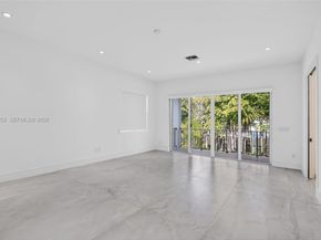 201 NE 6th St, Boca Raton FL 33432