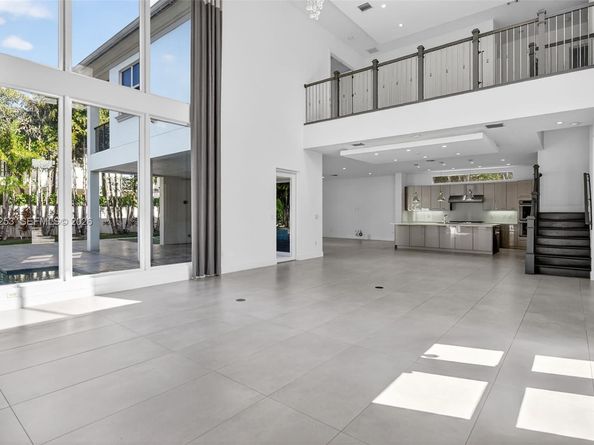 201 NE 6th St, Boca Raton FL 33432