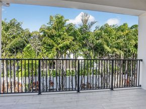 201 NE 6th St, Boca Raton FL 33432
