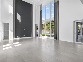 201 NE 6th St, Boca Raton FL 33432