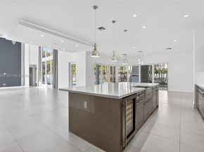 201 NE 6th St, Boca Raton FL 33432