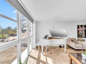 1228 West Ave 209, Miami Beach FL 33139