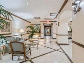 18151 NE 31st Ct 205, Aventura FL 33160