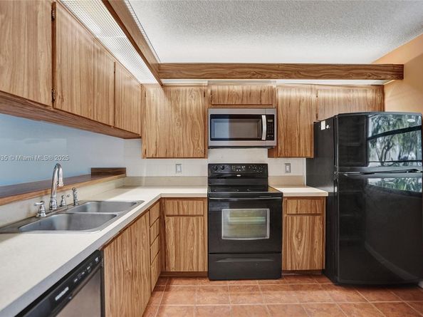 3515 Village Blvd 105, West Palm Beach FL 33409