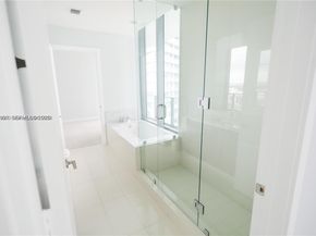 480 NE 31 St 2007, Miami FL 33137