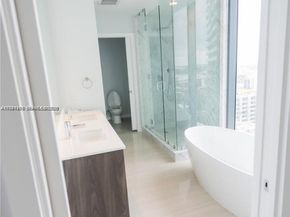 480 NE 31 St 2007, Miami FL 33137