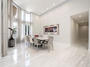 3425 Saddlebrook Ln, Weston FL 33331