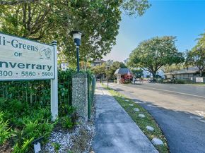 5860 NW 44th St 711, Lauderhill FL 33319