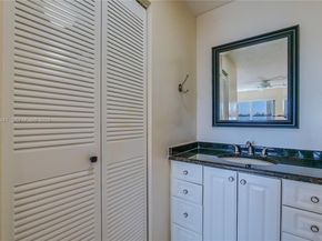 5860 NW 44th St 711, Lauderhill FL 33319