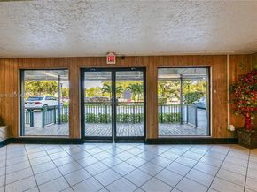 5860 NW 44th St 711, Lauderhill FL 33319