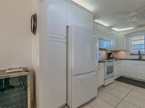 5860 NW 44th St 711, Lauderhill FL 33319