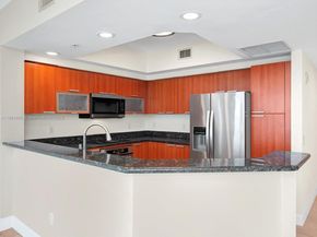 15051 Royal Oaks Ln 906, North Miami FL 33181