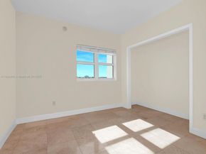 15051 Royal Oaks Ln 906, North Miami FL 33181