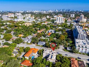 1650 S Le Jeune Rd 105, Coral Gables FL 33134