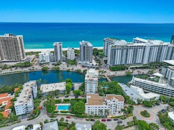 255 W 24th St 136, Miami Beach FL 33140