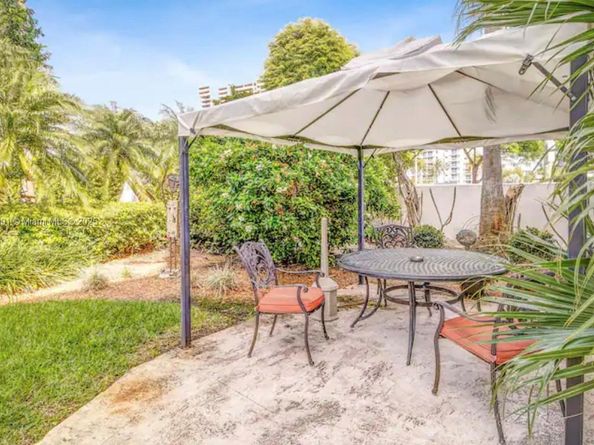 255 W 24th St 136, Miami Beach FL 33140