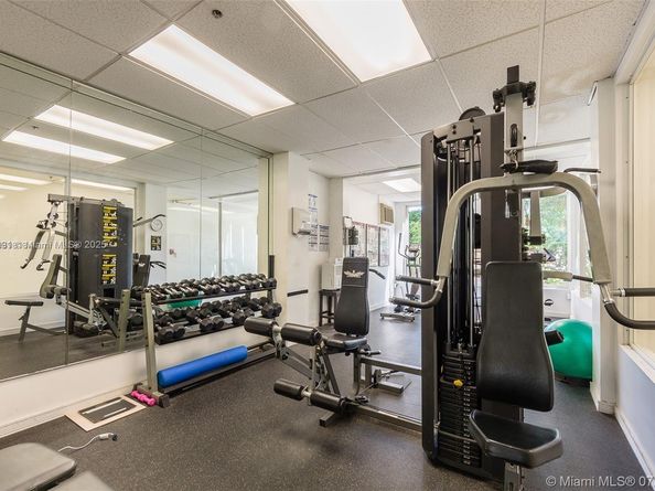 255 W 24th St 136, Miami Beach FL 33140