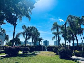 3640 Yacht Club Dr 609, Aventura FL 33180