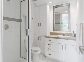 3121 NE 51st St 203E, Fort Lauderdale FL 33308