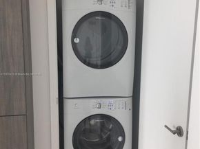 2900 NE 7th Ave 906, Miami FL 33137