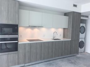 2900 NE 7th Ave 906, Miami FL 33137