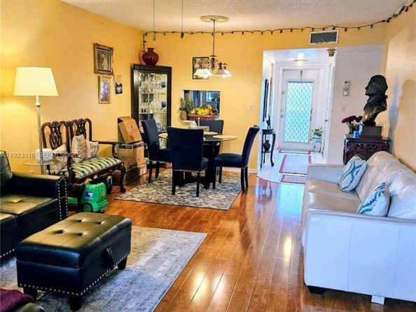 2701 N Pine Island Rd 303, Sunrise FL 33322