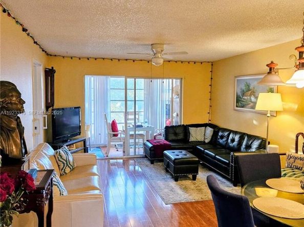 2701 N Pine Island Rd 303, Sunrise FL 33322