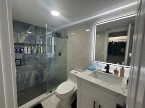 7500 NW 17th St 102, Plantation FL 33313