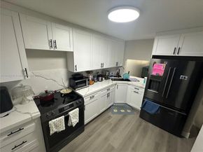 7500 NW 17th St 102, Plantation FL 33313