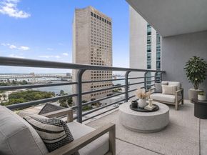 325 S Biscayne Blvd 1718, Miami Beach FL 33131