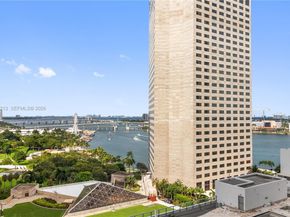 325 S Biscayne Blvd 1718, Miami Beach FL 33131