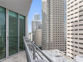325 S Biscayne Blvd 1718, Miami Beach FL 33131