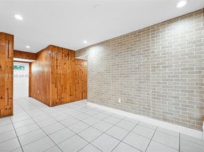 6828 NW 13th St, Plantation FL 33313