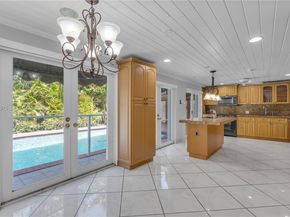 7941 SW 18th Ter, Miami FL 33155