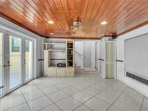 7941 SW 18th Ter, Miami FL 33155