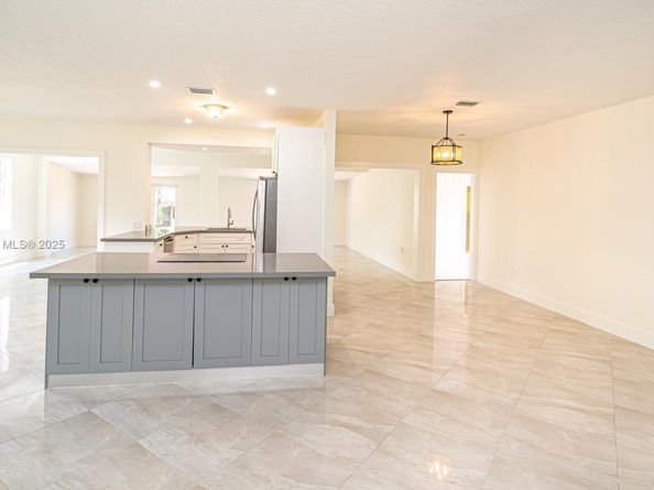2810 SW 114th Ave, Miami FL 33165