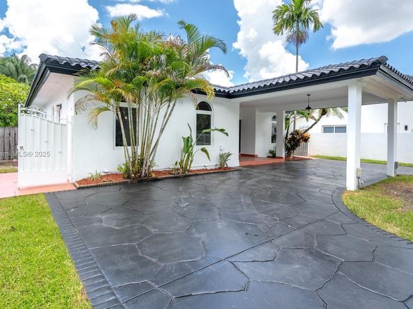 2810 SW 114th Ave, Miami FL 33165