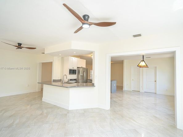 2810 SW 114th Ave, Miami FL 33165