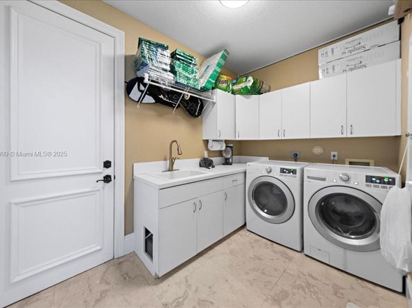 3212 NW 64th St, Boca Raton FL 33496