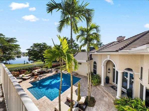 3212 NW 64th St, Boca Raton FL 33496